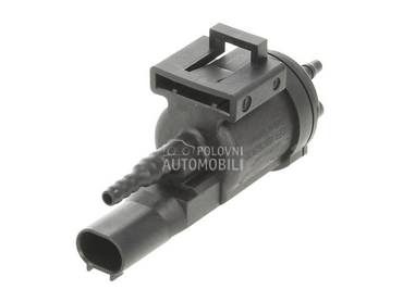 Ventil dopunskog vazduha za Mercedes Benz SL Klasa za 2006. god.