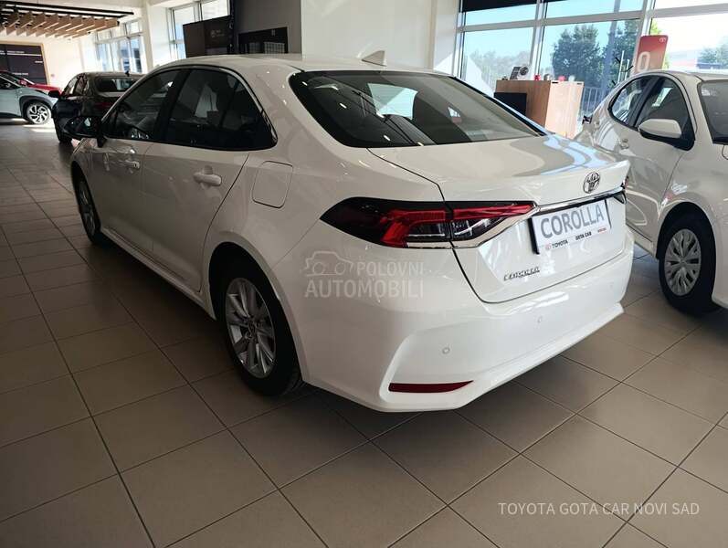 Toyota Corolla 1.5  Luna
