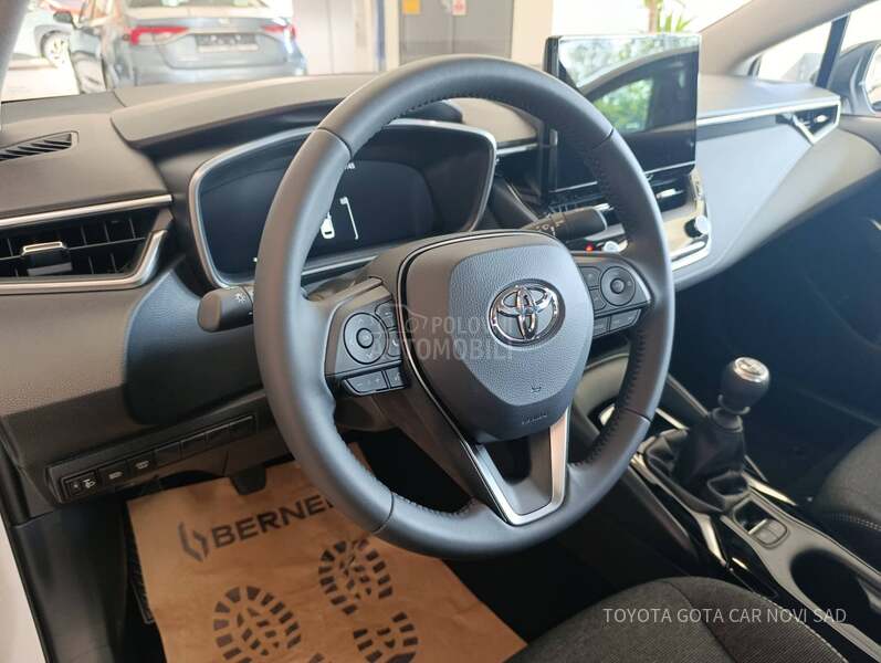 Toyota Corolla 1.5  Luna