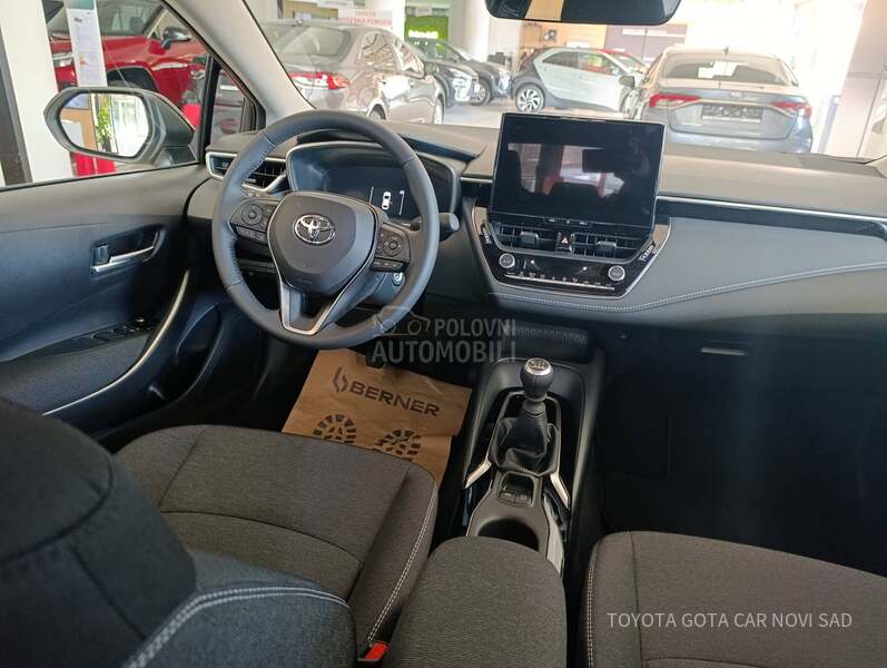 Toyota Corolla 1.5  Luna