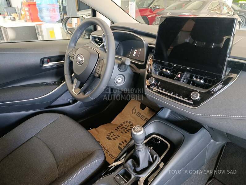 Toyota Corolla 1.5  Luna