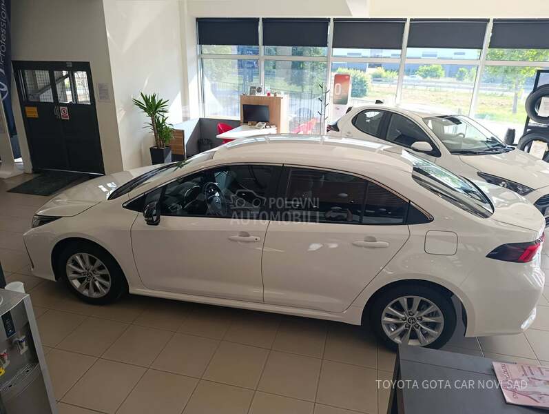 Toyota Corolla 1.5  Luna