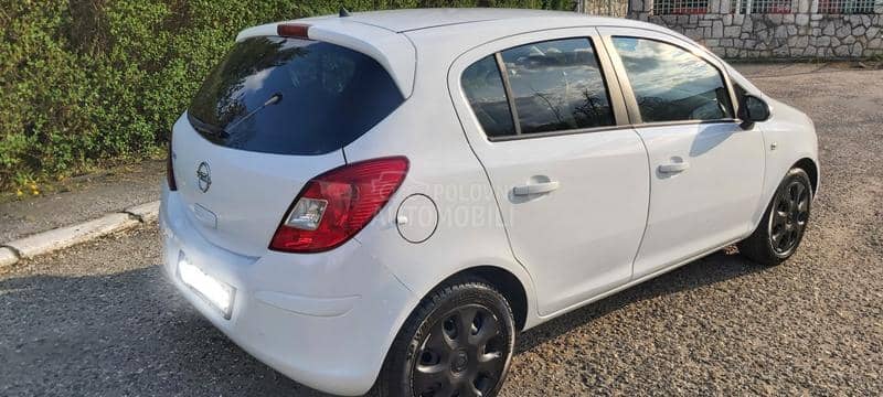 Opel Corsa D 1.3