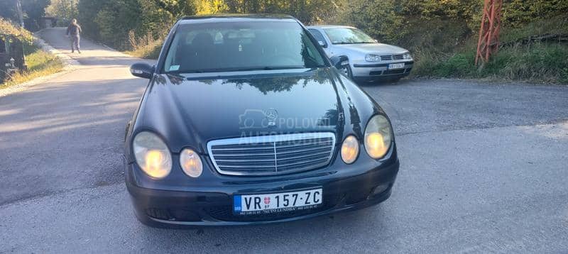 Mercedes Benz E 220 