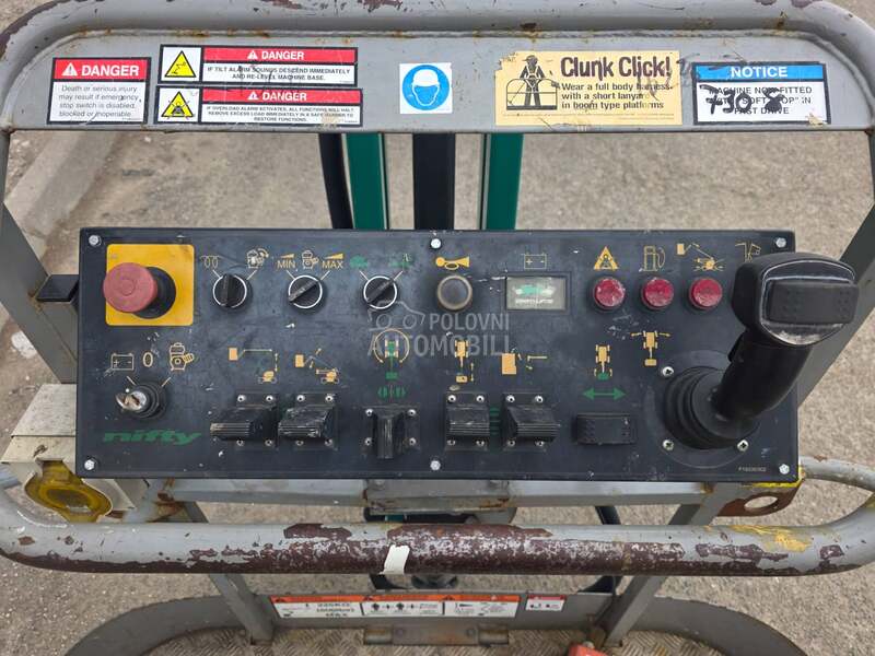 JLG NIFTY LIFT HR17NE