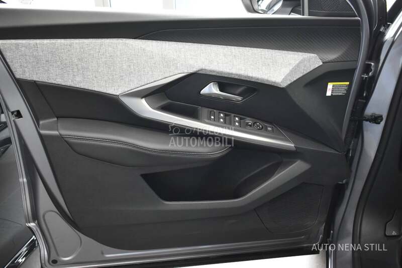 Peugeot 3008 Allure HY AT