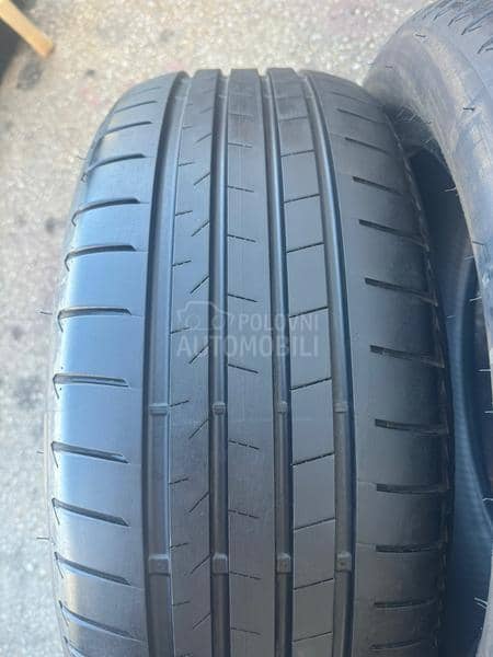 Bridgestone 235/50 R19 Letnja