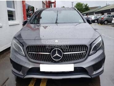 GLA maska grill diamond x156 za Mercedes Benz GLA 180, GLA 200, GLA 220 ... od 2013. do 2020. god.