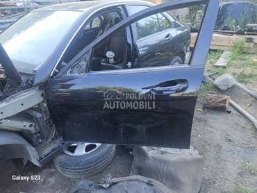 prednja leva vrata crna za Mercedes Benz C Klasa, C 200, C 220 ... od 2007. do 2015. god.