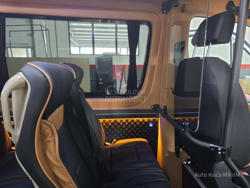 Mercedes Benz MINI BUS 1035e RATA