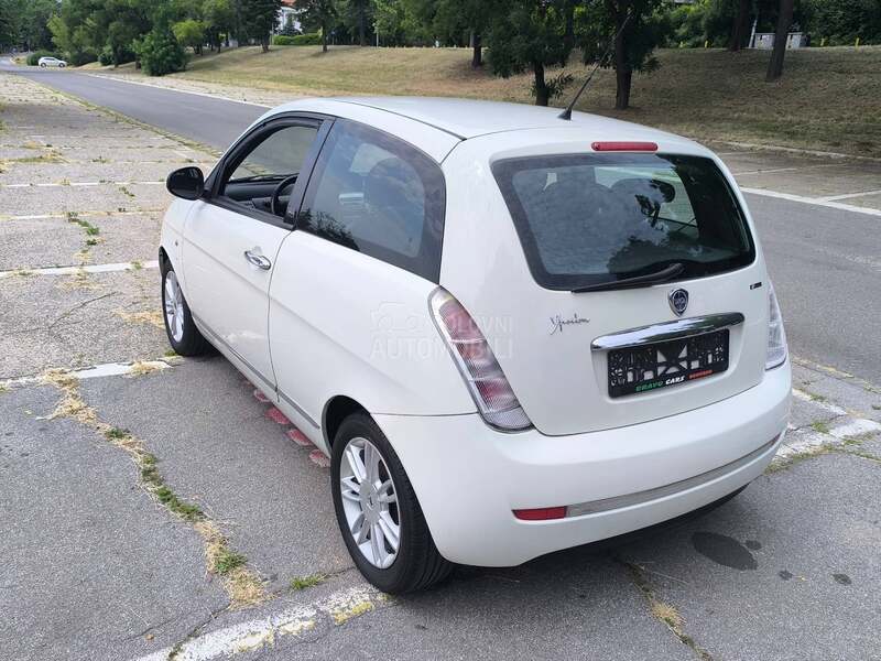 Lancia Ypsilon 1.2 i UNICA NOVO