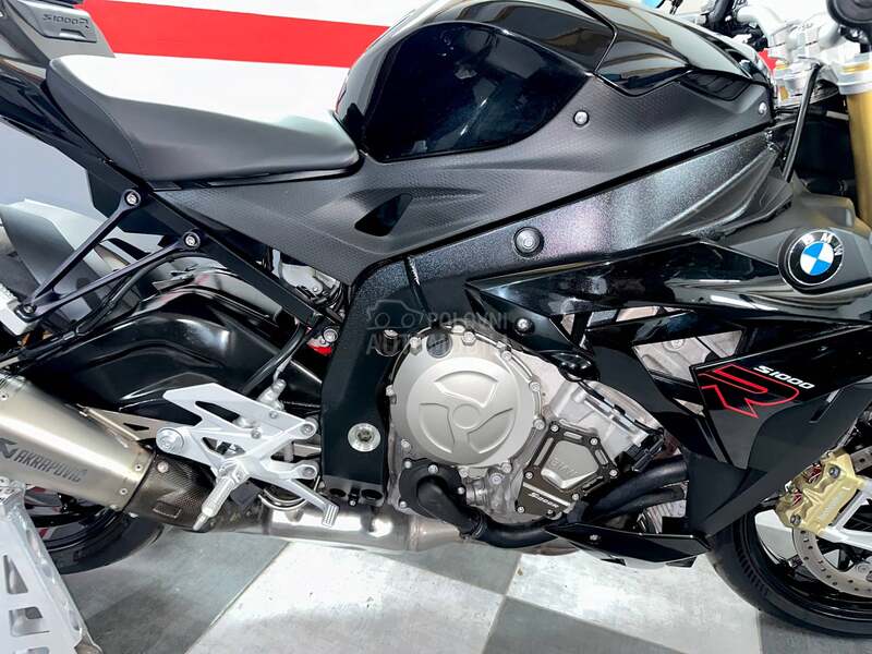BMW S1000r
