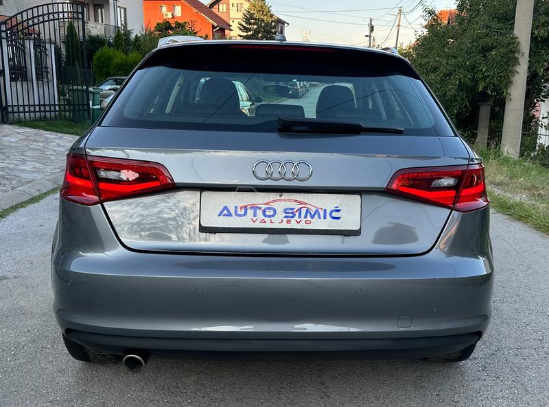 Audi A3 1.6 TDI NAVVI LED