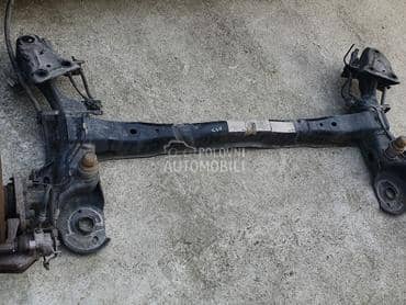 Zadnji most greda za Citroen DS3