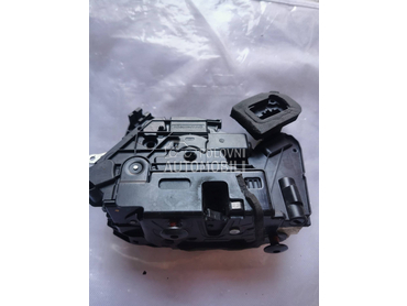 Brava prednja desna za Volkswagen Golf 7, Golf 7 Alltrack, Jetta ... od 2012. do 2019. god.