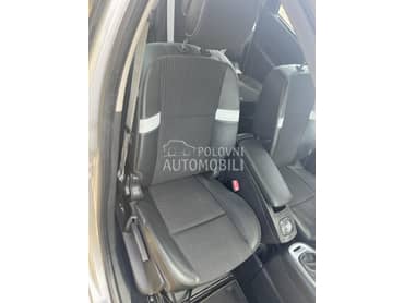 Sedište prednje desno za Renault Scenic od 2009. do 2016. god.