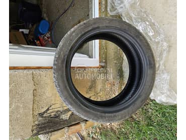 Pirelli 245/45 R19 Letnja