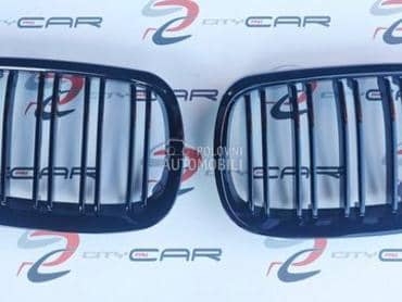 Gril maska E92 za BMW Ostalo