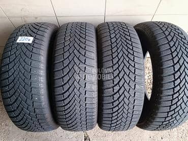 Bridgestone 215/60 R17 Zimska