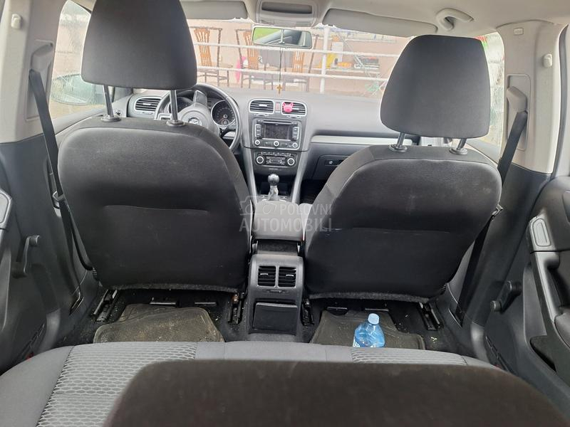 Volkswagen Golf 6 V E L I K I S E R V