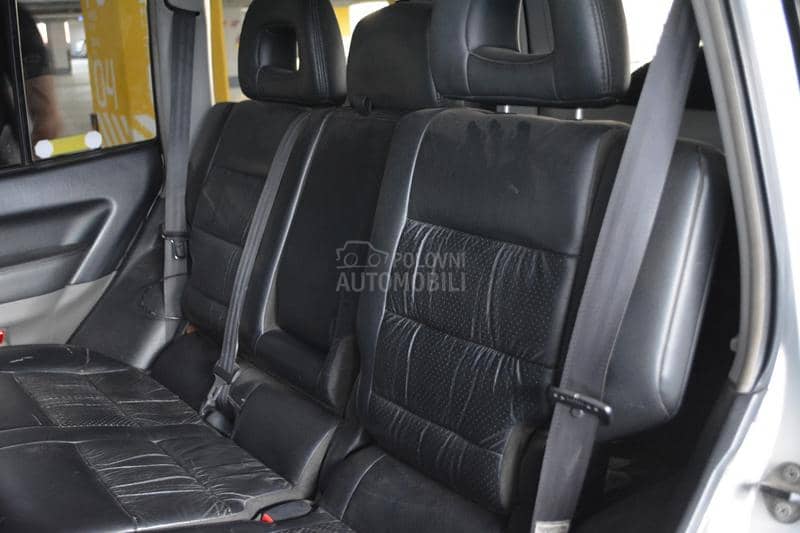 Mitsubishi Pajero 3.2 DID Teretno OPlS