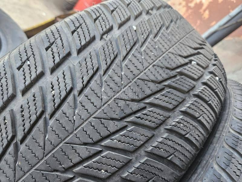 Minerva 235/60 R16 Sve sezone
