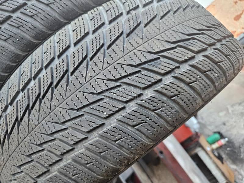 Minerva 235/60 R16 Sve sezone