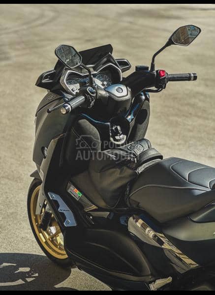 Yamaha X max300tech Akrapovic