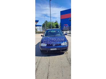 Volkswagen Golf 4 -  kompletan auto u delovima