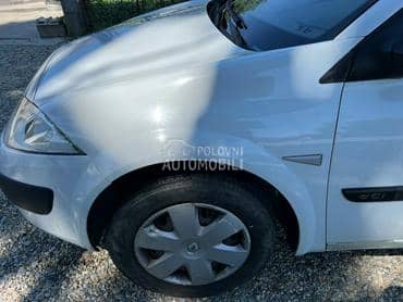 Krilo levo belo za Renault Megane od 2003. do 2009. god.