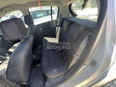 Sedište zadnje za Renault Clio od 2005. do 2014. god.