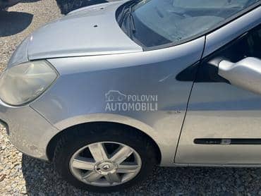 Krilo levo sivo za Renault Clio od 2005. do 2014. god.