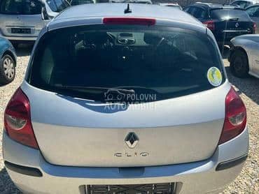 Vrata gepeka siva za Renault Clio od 2005. do 2014. god.