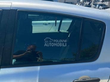 Staklo zadnje levo za Renault Clio od 2005. do 2014. god.