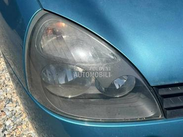 Far desni za Renault Clio od 2001. do 2009. god.