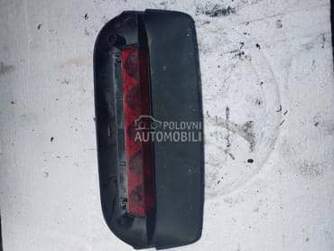 trece stop svetlo za Ford Ka od 1996. do 2003. god.
