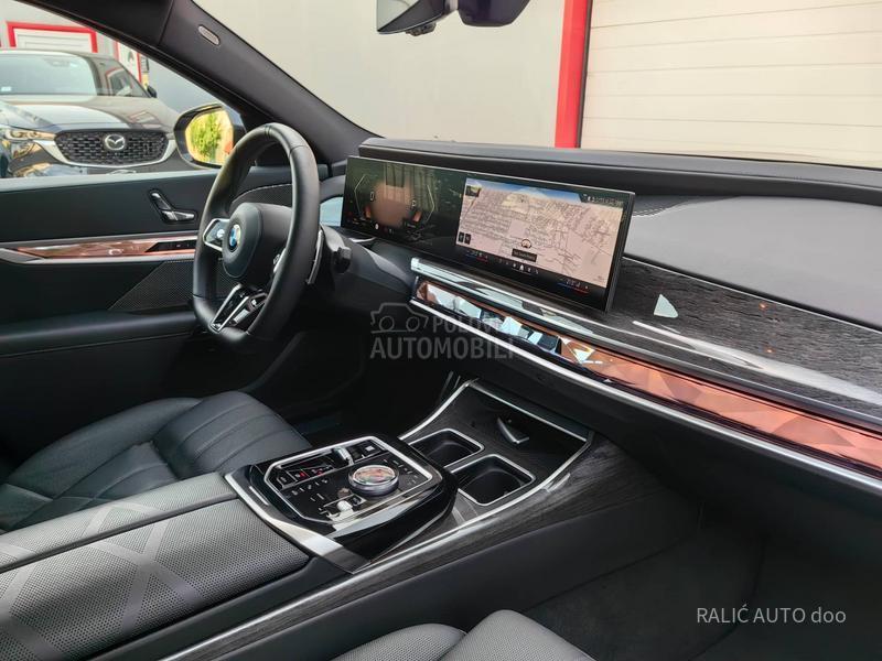 BMW 740 xd/M/CRYSTAL/360/ACC