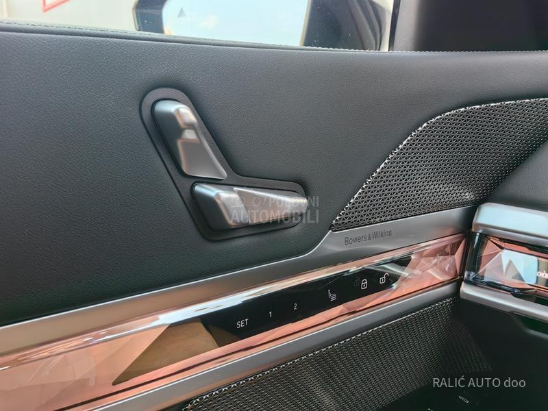 BMW 740 xd/M/CRYSTAL/360/ACC