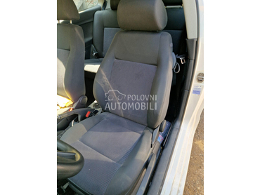 Sedišta 2/3v za Volkswagen Polo od 2001. do 2009. god.