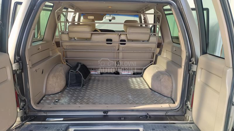 Isuzu Trooper 3.0 teretno 5sedista