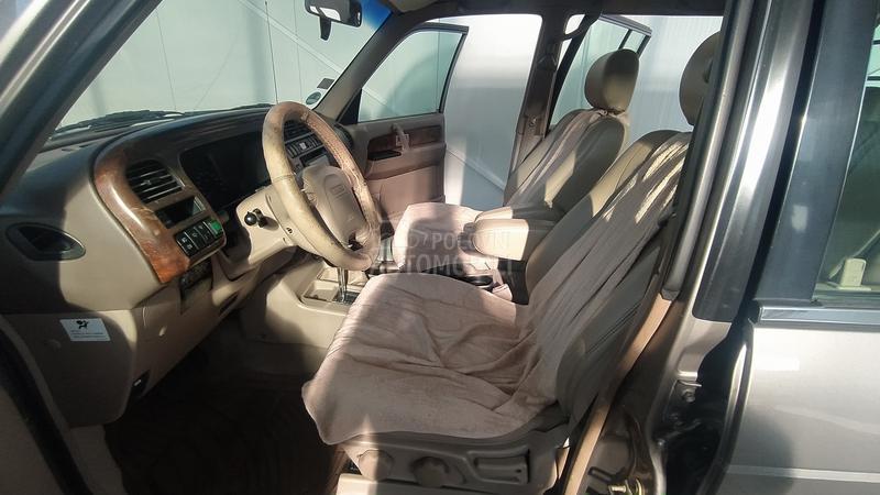 Isuzu Trooper 3.0 teretno 5sedista