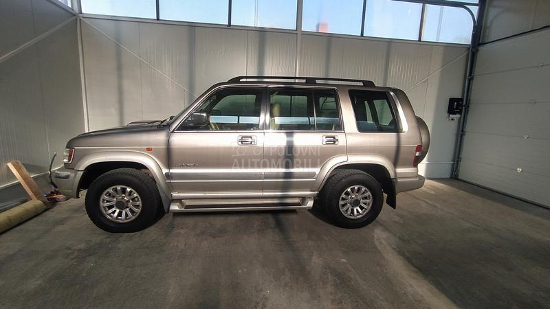 Isuzu Trooper 3.0 teretno 5sedista