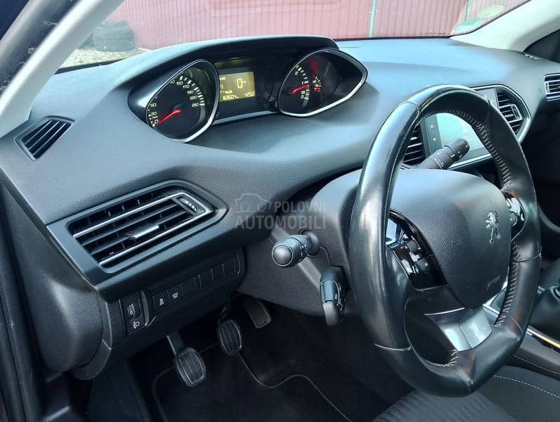 Peugeot 308 1.6 BLUEHDI