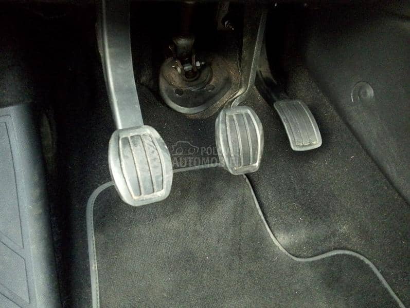 Peugeot 308 1.6 BLUEHDI