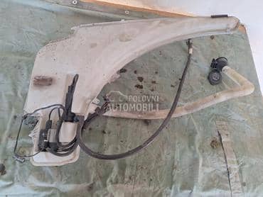 Boca za vodu za brisace za BMW Serija 1, Serija 3 od 2005. do 2012. god.