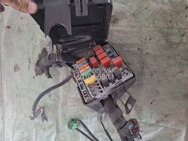 Kutija osiguraca za Fiat 500