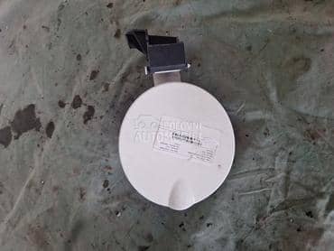 Poklopac rezervoara za Fiat 500 od 2007. do 2016. god.