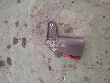 Rucica za otvaranje haube za Fiat 500 od 2007. do 2016. god.