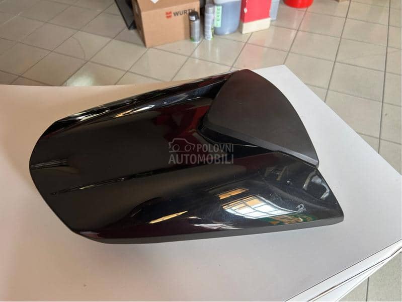 Poklopac sedista Honda