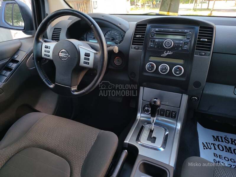 Nissan Navara 2.5 DCI 4x4 Auto